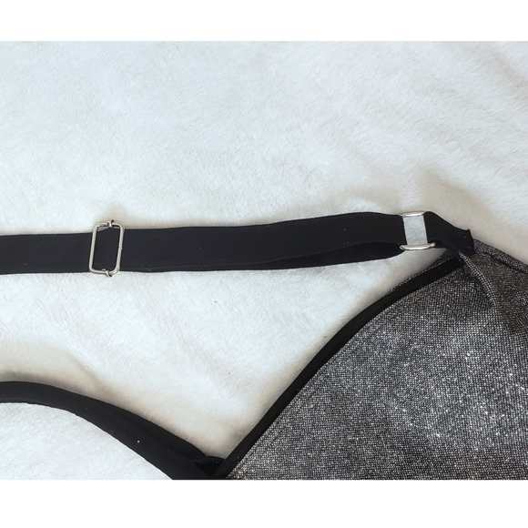 Victoria's Secret Glitter Weekender Bag - Picture 10 of 10